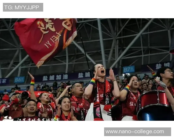 从草根到巨星:足球场上逆袭的屌丝球员成长之路 从草根到巨星:足球场上逆袭的屌丝球员成长之路