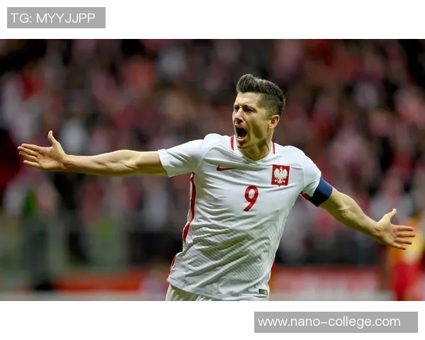 波兰足球一号球星是谁揭秘 他的辉煌成就与影响力分析 波兰足球一号球星是谁揭秘 他的辉煌成就与影响力分析